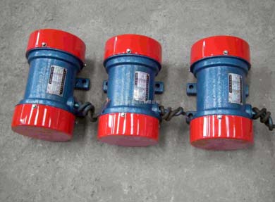 0.18KW YZU-3-4振動(dòng)電機(jī)