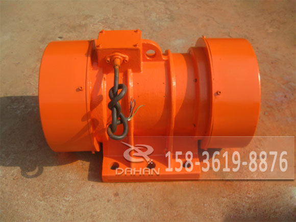 yzu振動(dòng)電機(jī)